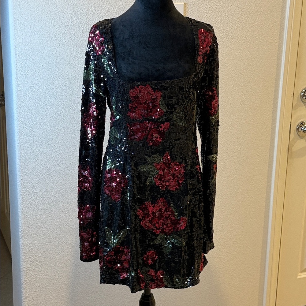 Show Me Your MuMu Black and Red Sequin Dress